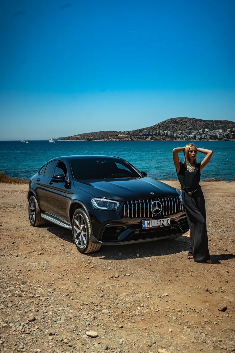 Premium εμπειρία ενοικίασης — Mercedes δίπλα στη θάλασσα